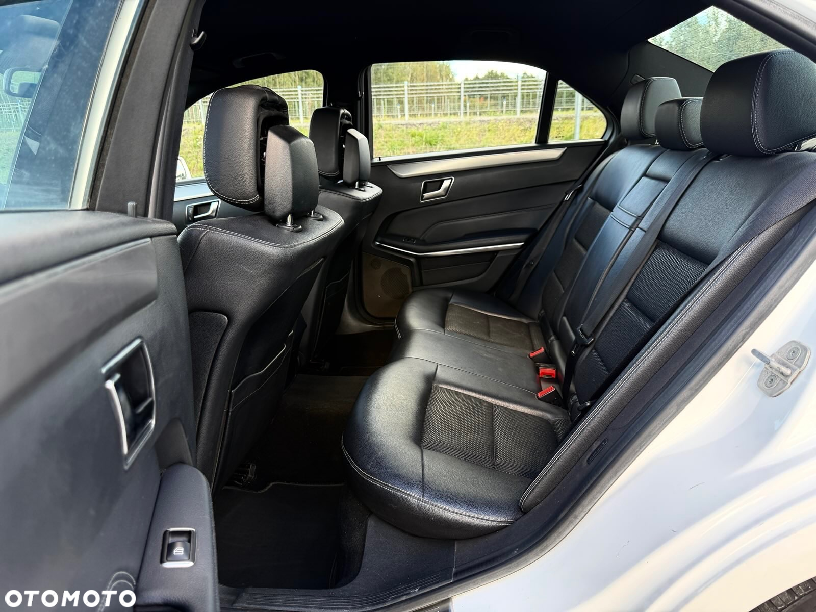 Mercedes-Benz Klasa E 220 BlueTEC 9G-TRONIC Avantgarde - 9