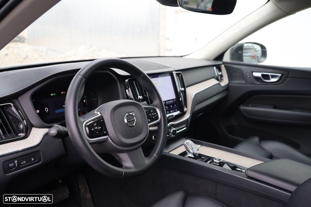 Volvo XC 60 2.0 T6 PHEV Inscription AWD - 14