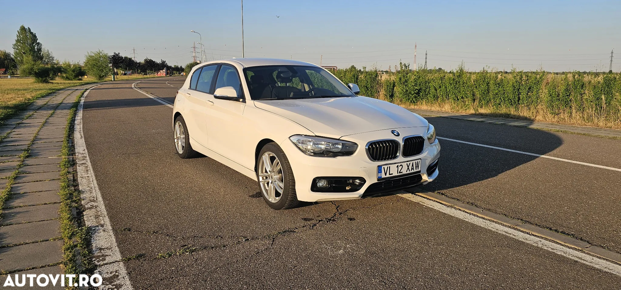 BMW Seria 1 118i - 3