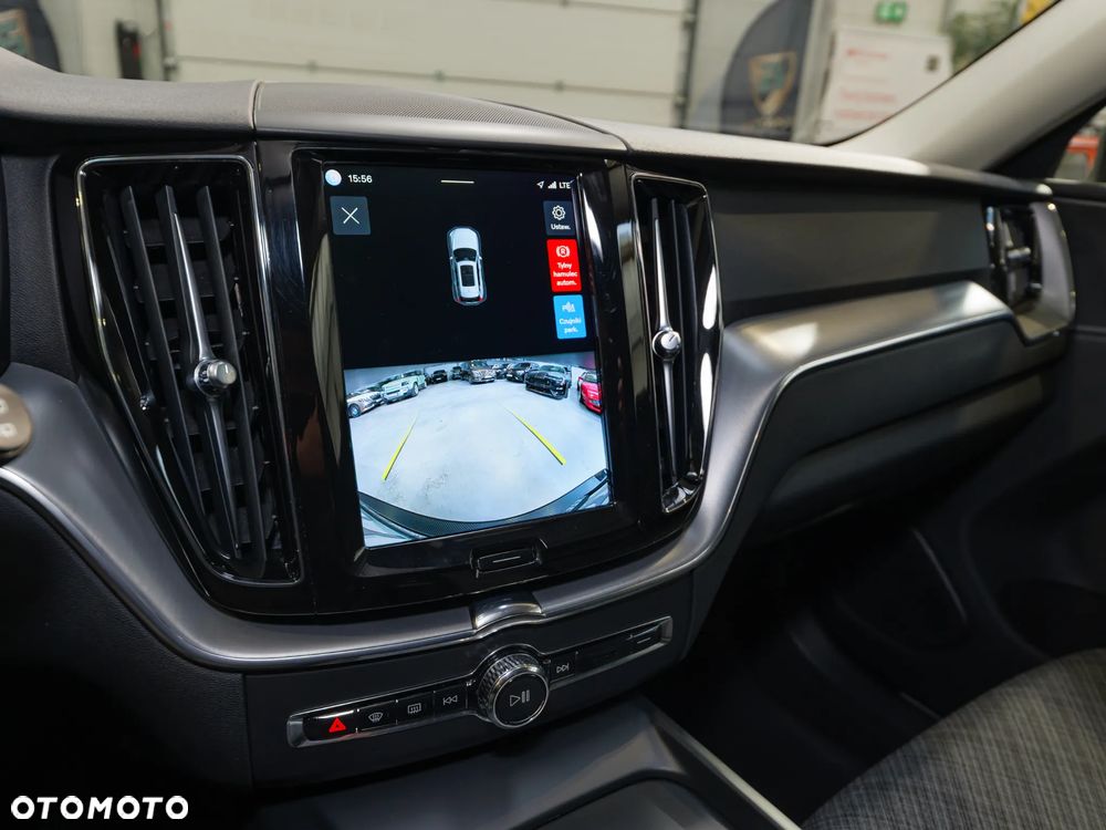 Volvo XC 60 B4 D AWD Core - 27