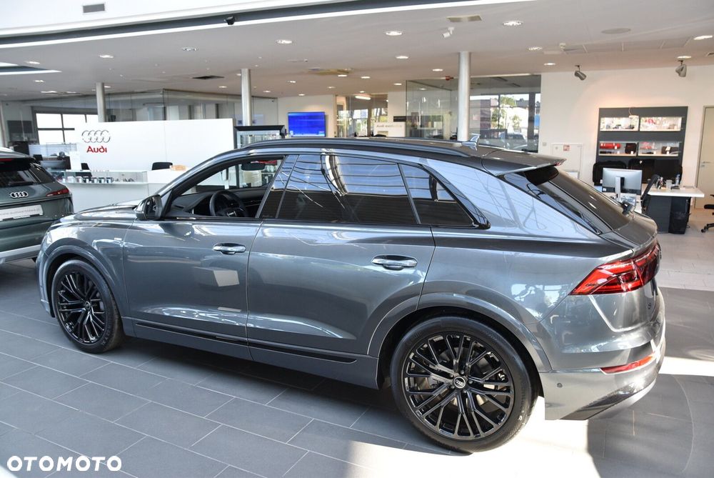 Audi Q8 - 7