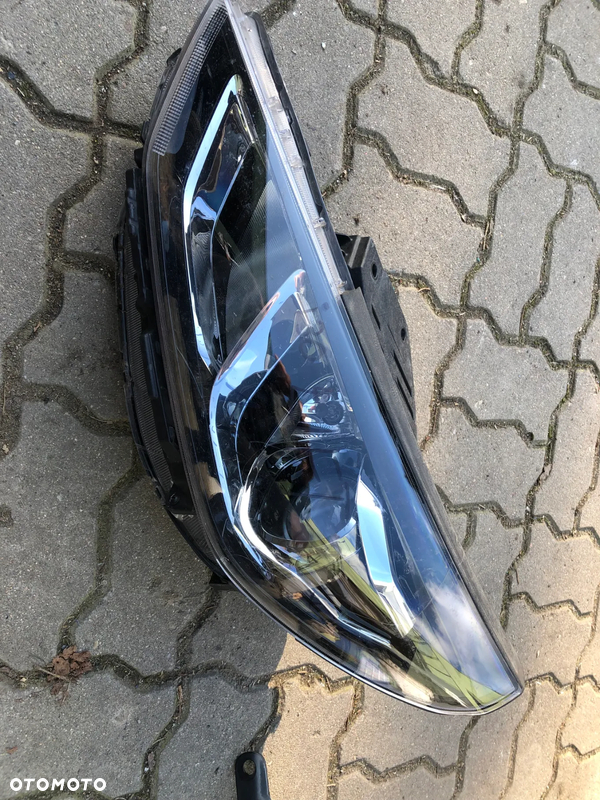 HYUNDAI I30 2016 SOCZEWKA  LAMPA LEWY PRZÓD, G492113010