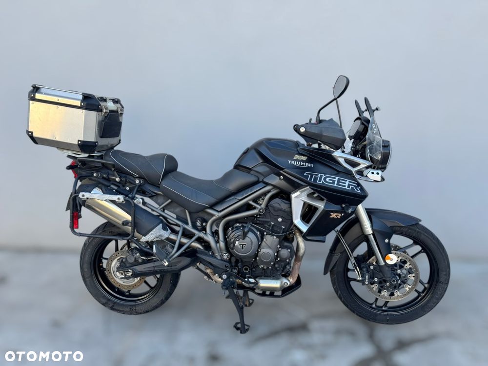 Triumph Tiger - 2