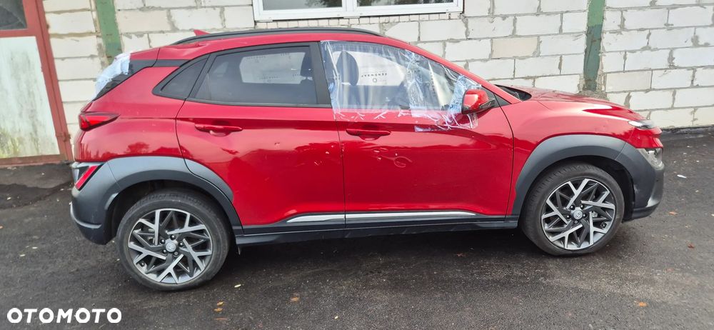 Hyundai Kona - 11