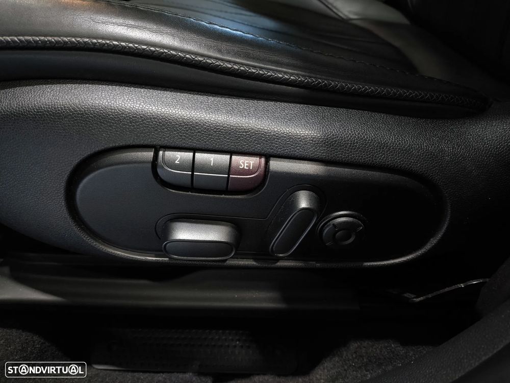 MINI Countryman Cooper SE ALL4 Auto - 36