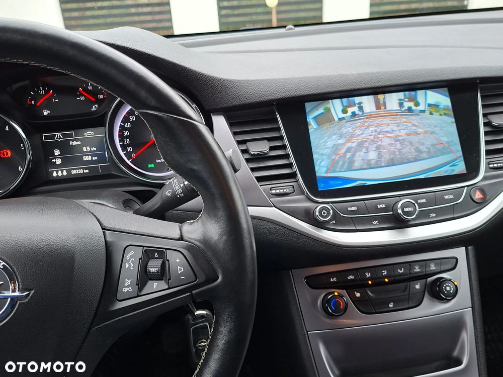 Opel Astra 1.6 CDTI Sport - 22