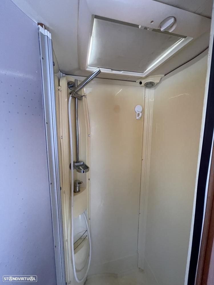 Rapido Serie 6F 691 cama central - 27