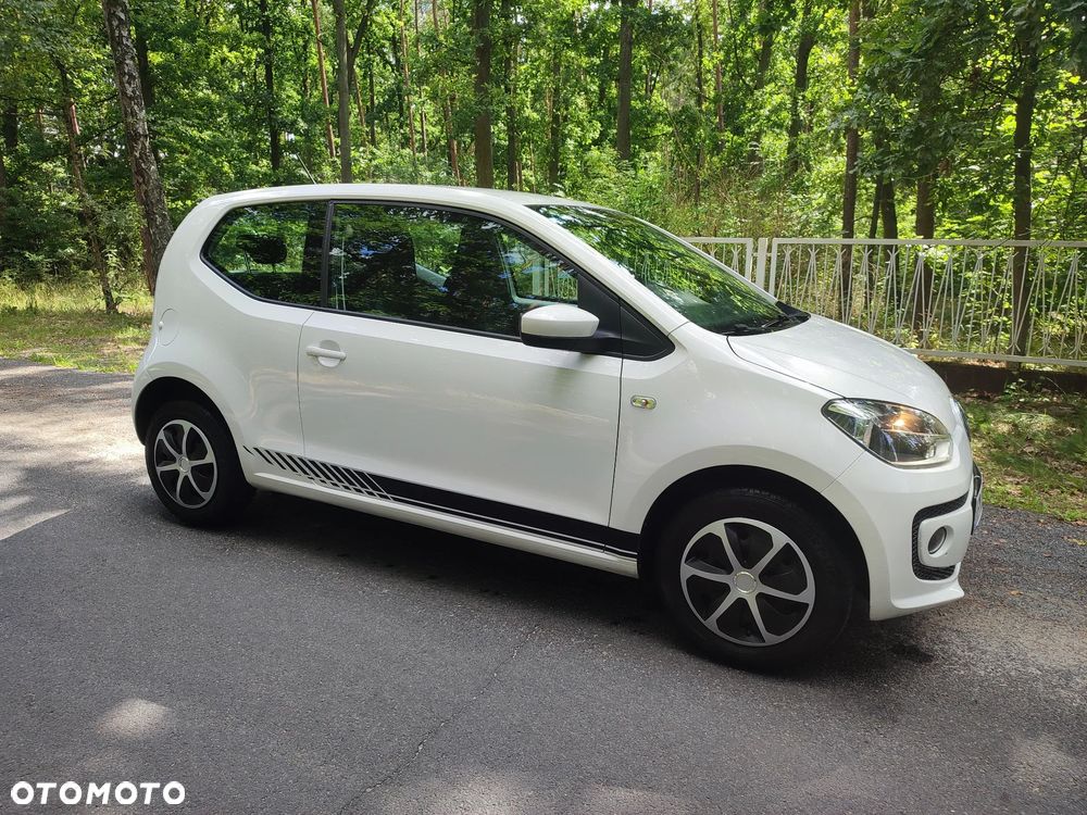 Volkswagen up! (BlueMotion Technology) sound - 11