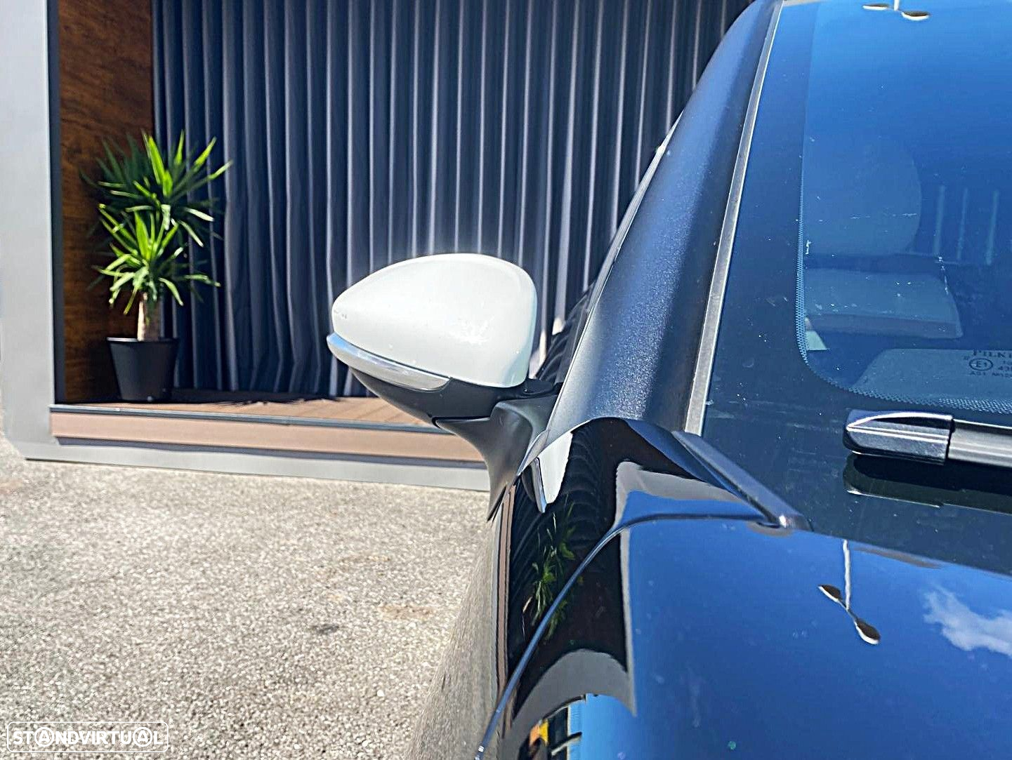 Citroën C3 1.2 PureTech Shine - 21