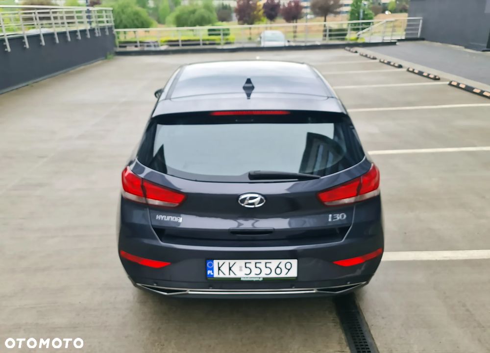 Hyundai i30 1.5 DPI Modern - 23