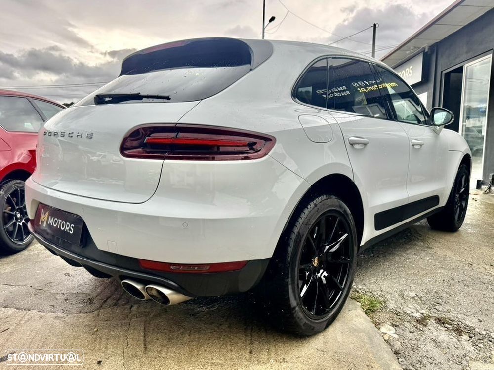 Porsche Macan - 33