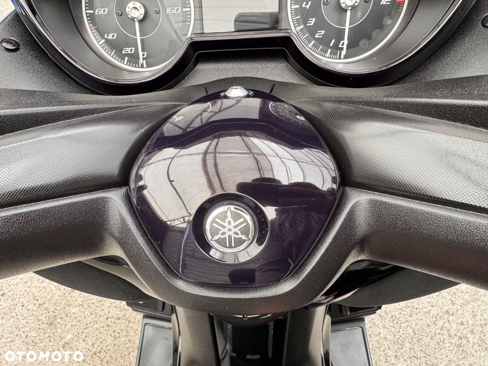 Yamaha X-max - 13