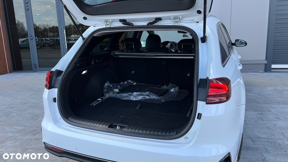 Kia Ceed 1.4 T-GDI L Business Line DCT - 16