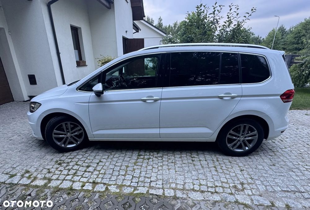 Volkswagen Touran - 3