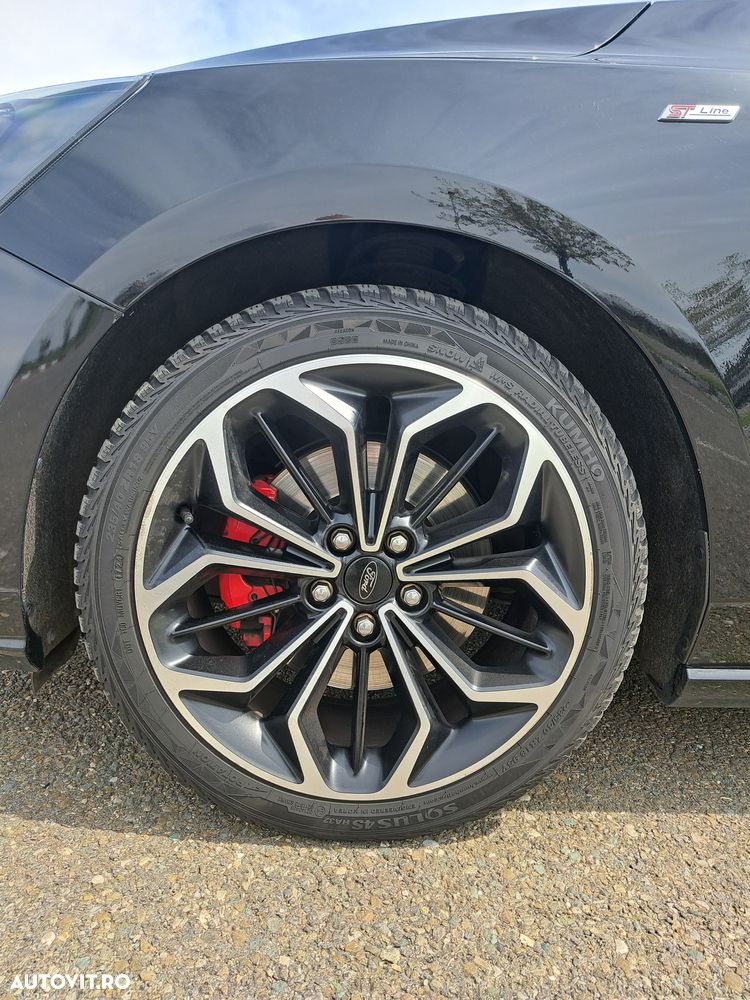 Ford Focus 1.5 EcoBoost ST-Line - 14