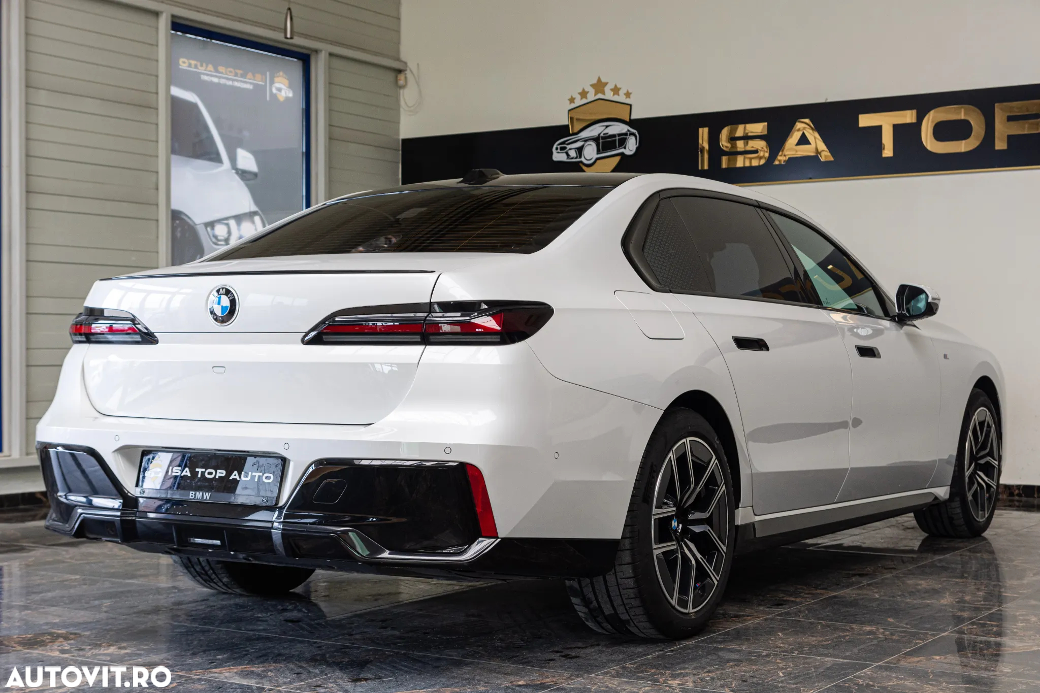 BMW Seria 7 740d xDrive MHEV - 4