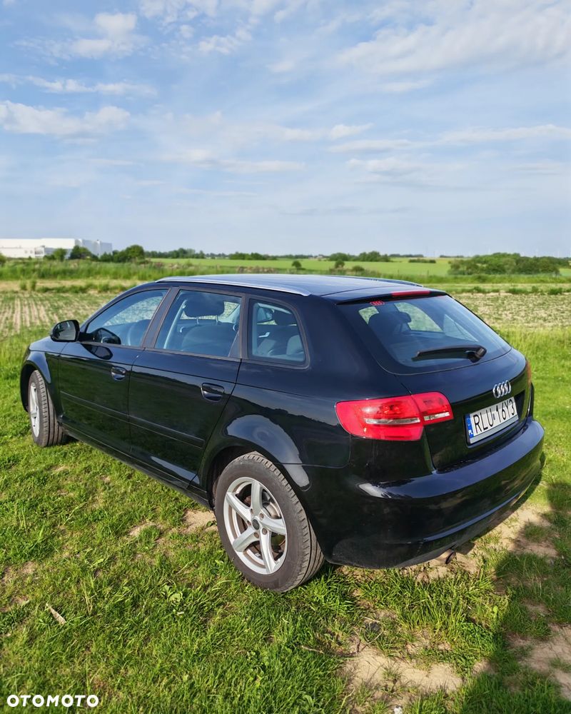 Audi A3 Sportback 1.6 Ambiente - 3