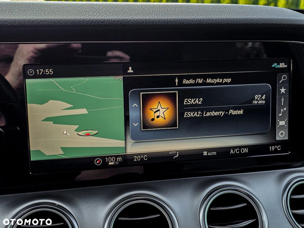 Mercedes-Benz Klasa E 220 d 9G-TRONIC - 26