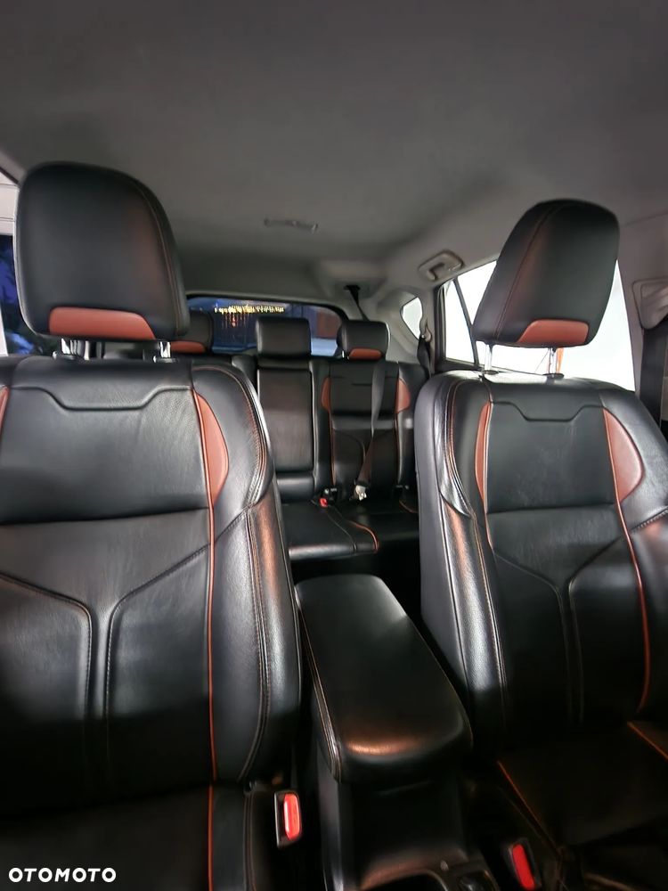 Toyota RAV4 2.0 D-4D Premium - 5