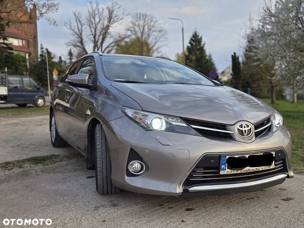 Toyota Auris 1.6 Prestige MS - 2
