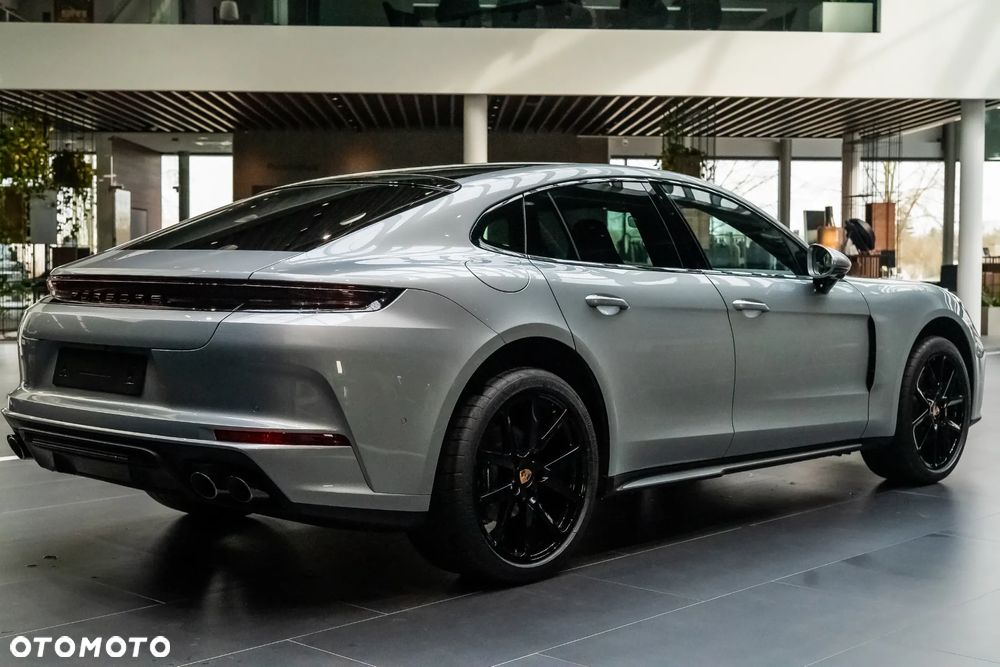 Porsche Panamera 4 - 6