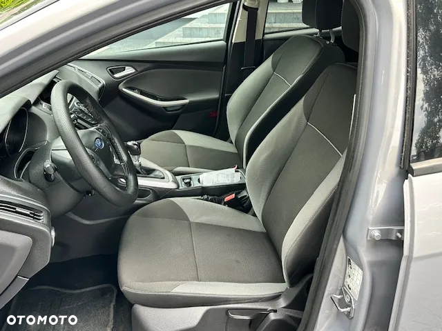 Ford Focus 1.6 TDCi Edition - 9