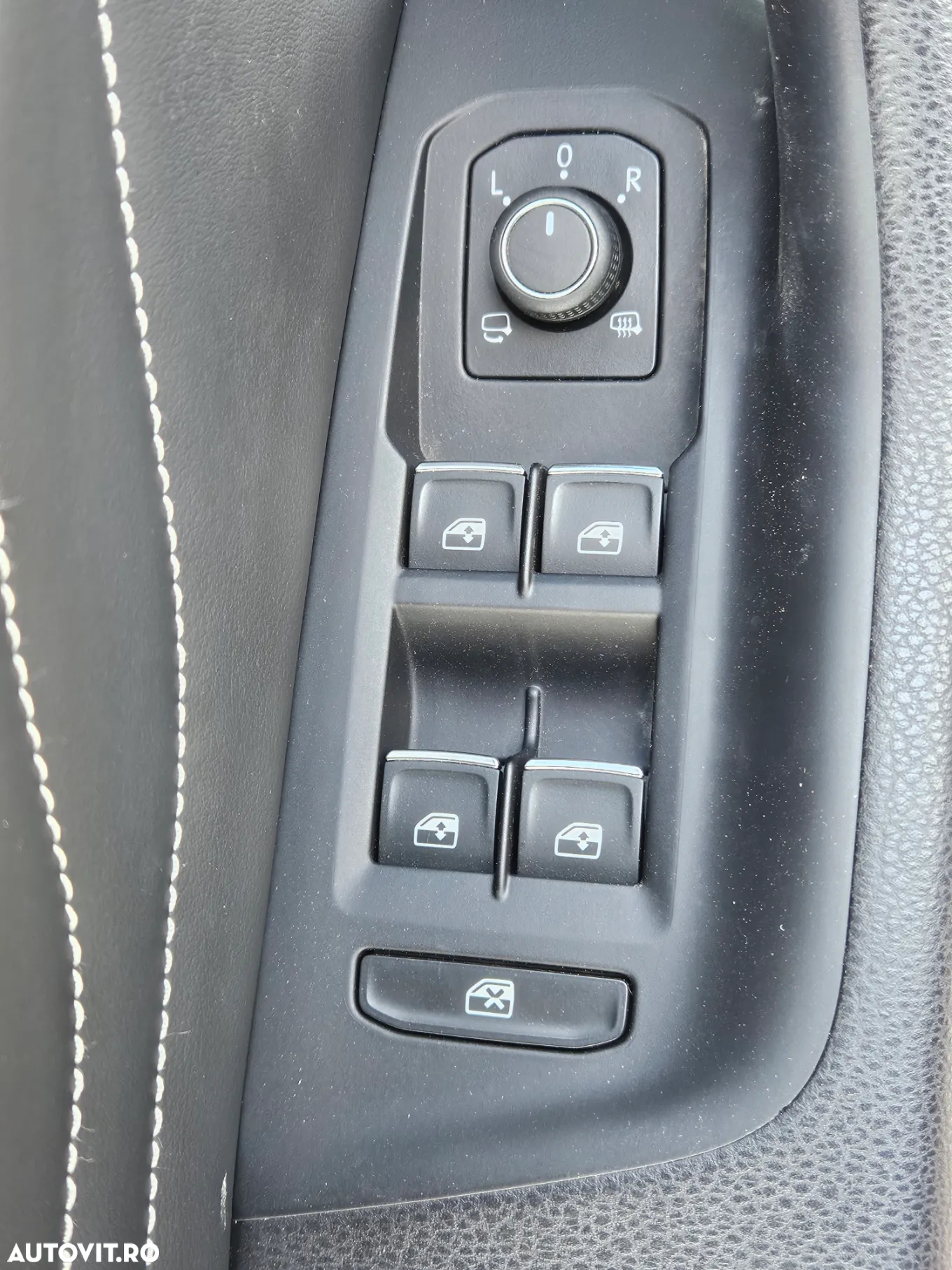 Volkswagen Passat Variant 2.0 TDI DSG (BlueMotion Technology) Highline - 16