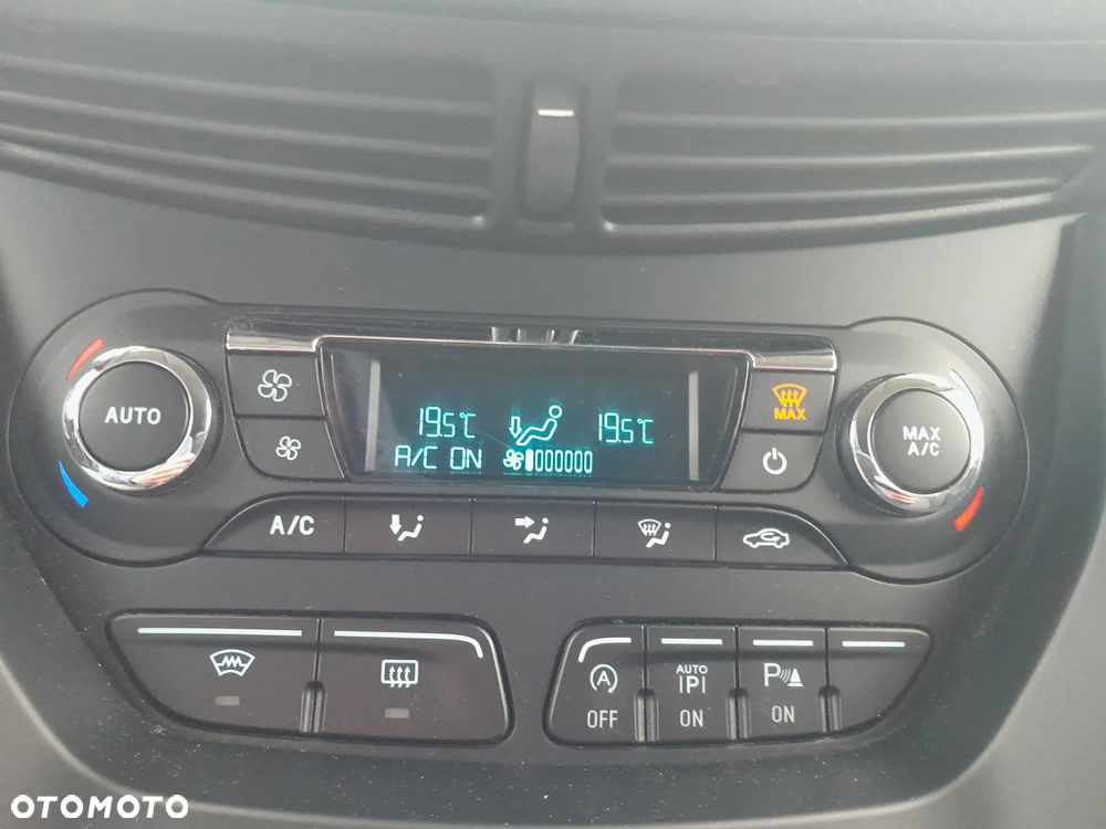 Ford C-MAX 1.0 EcoBoost Titanium ASS - 22