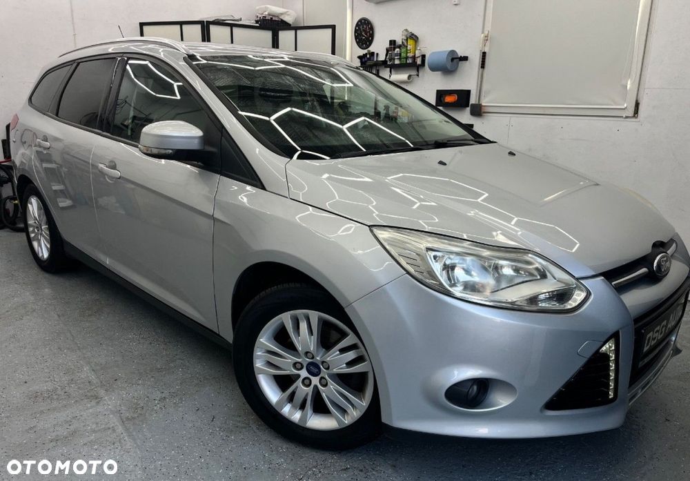 Ford Focus - 12