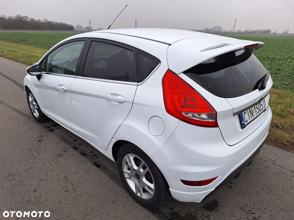 Ford Fiesta 1.6 Ti-VCT Titanium - 9