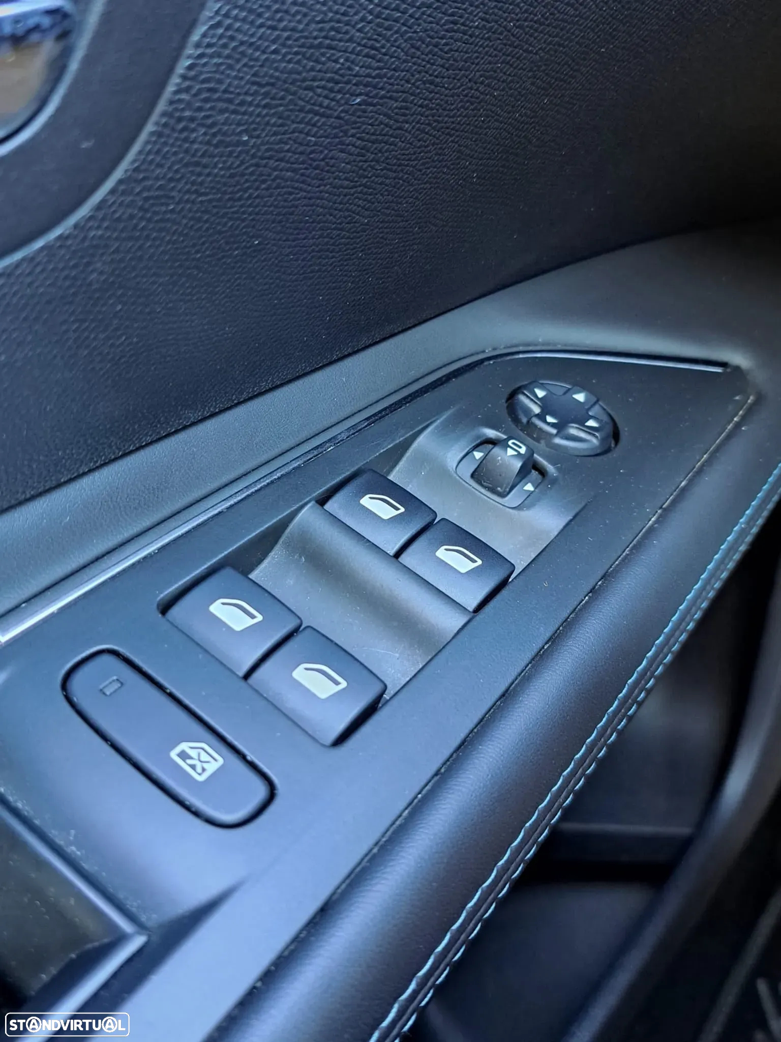 Peugeot 3008 PureTech 130 Stop & Start GPF EAT8 Crossway - 20