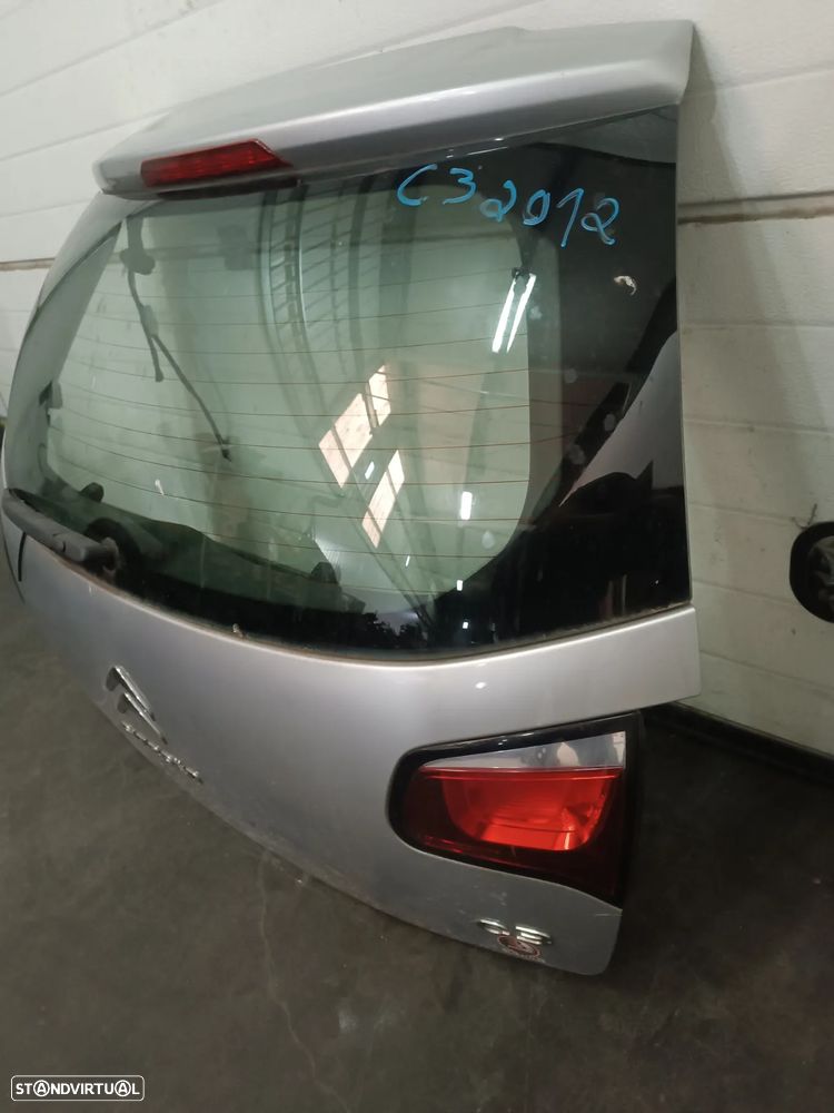 TAMPA DA MALA COM FAROLINS CITROEN C3 II 2012-2019 - 3