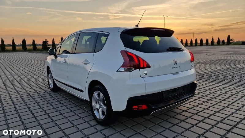 Peugeot 3008 2.0 HDi HYbrid4 - 5