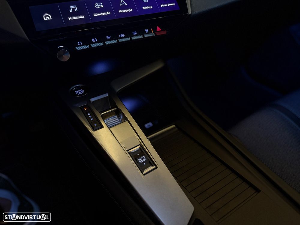 Peugeot e-308 58 kWh Allure - 36