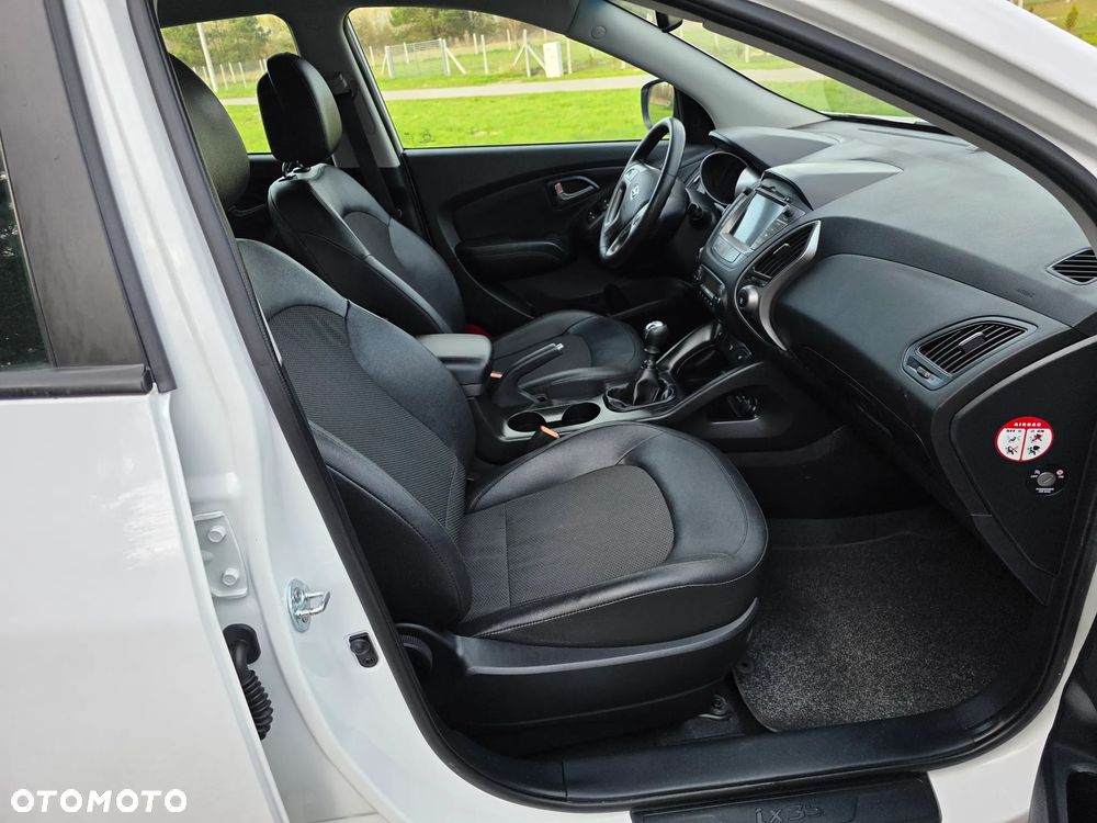 Hyundai ix35 1.7 CRDi 2WD blue Comfort - 25