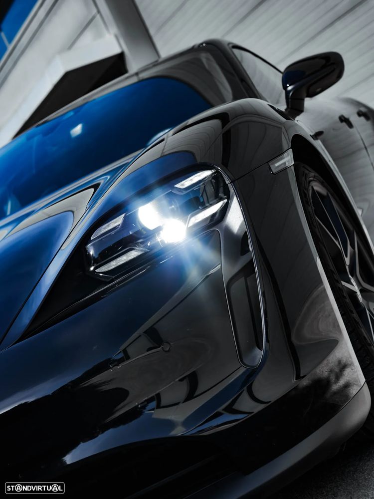 Porsche Taycan 4S - 5