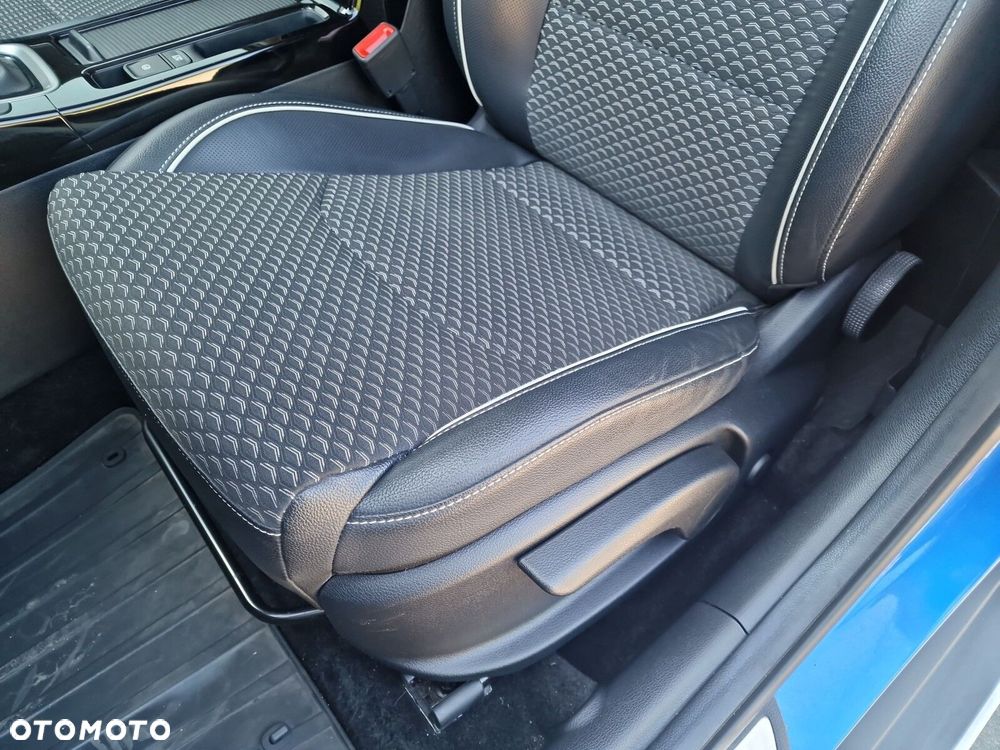 Kia XCeed 1.5 T-GDI Business Line DCT - 14