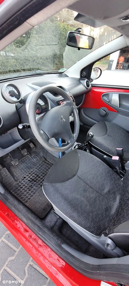 Peugeot 107 1.0 Trendy - 23