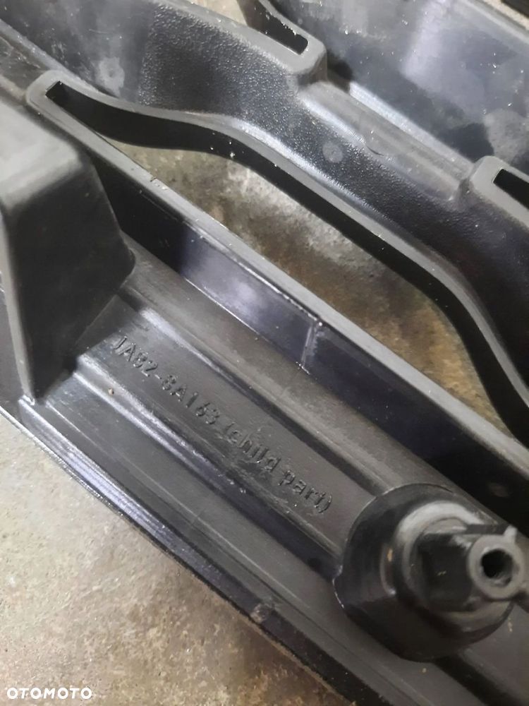 GRILL ATRAPA RANGE ROVER VELAR JA82-8A163 - 4