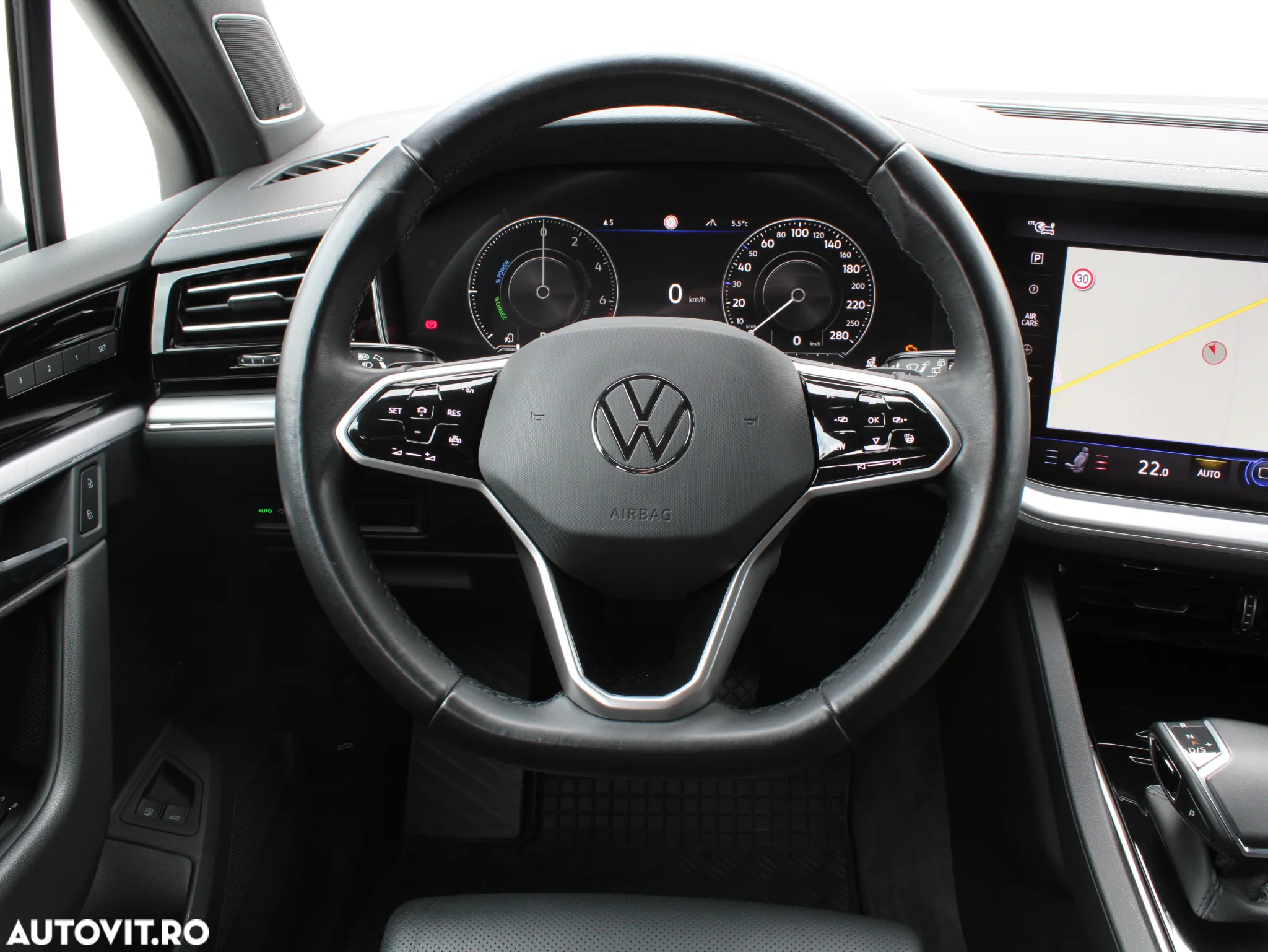 Volkswagen Touareg 3.0 V6 e-Hybrid 4Motion Aut. Elegance - 15