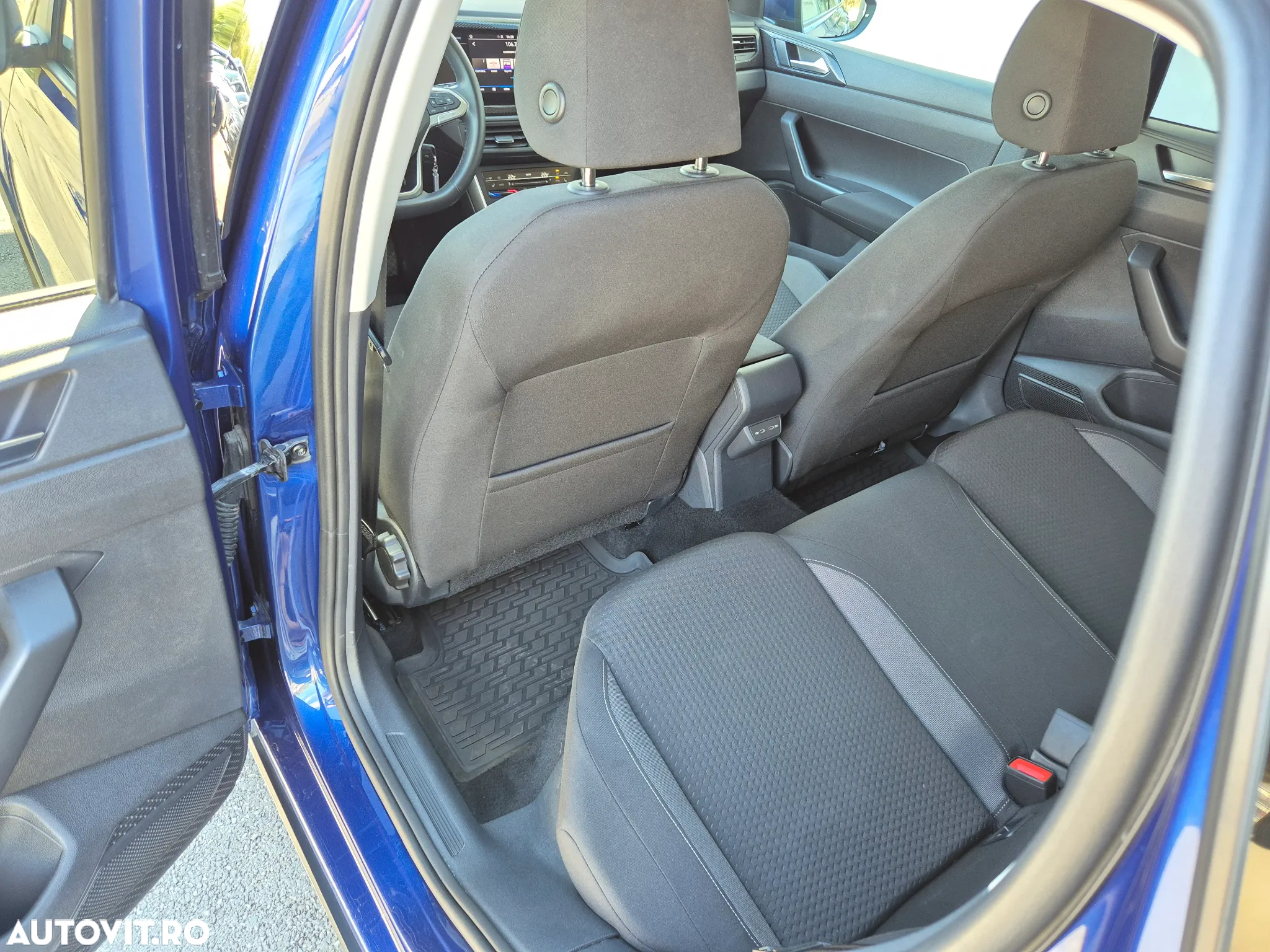 Volkswagen Taigo 1.0 TSI DSG Life - 12