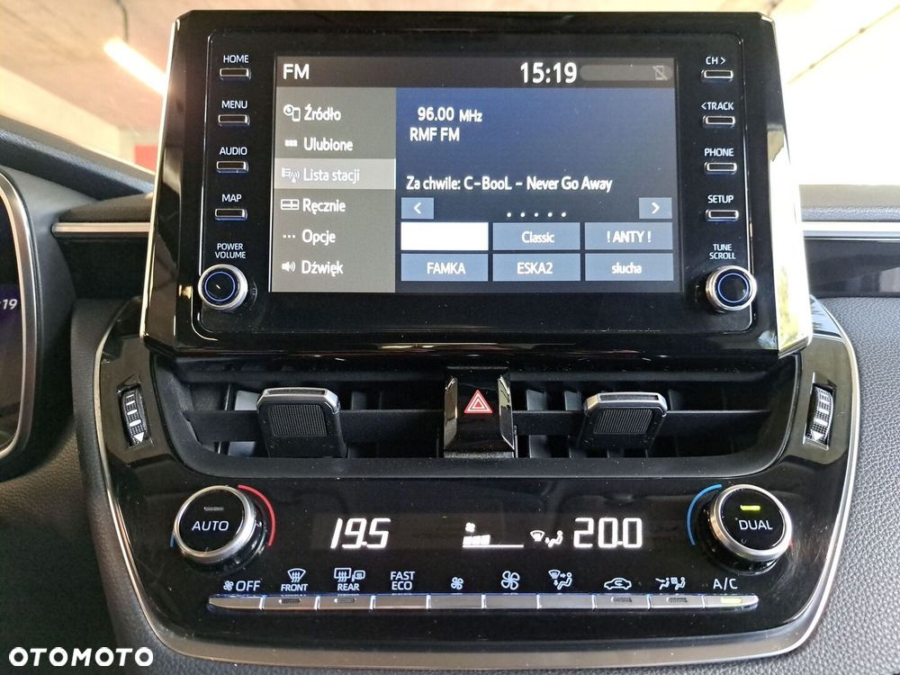 Toyota Corolla - 22