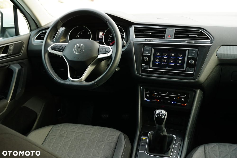Volkswagen Tiguan 1.5 TSI EVO Life - 36