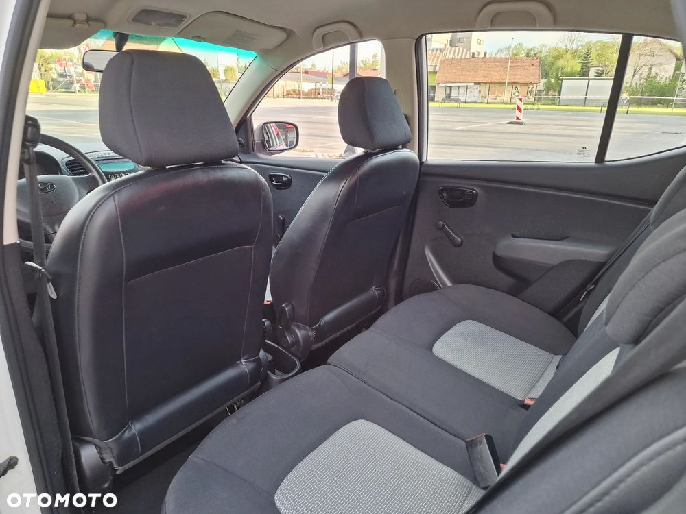 Hyundai i10 1.1 Premium - 15
