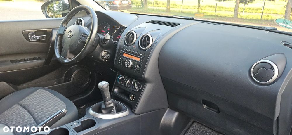 Nissan Qashqai - 23