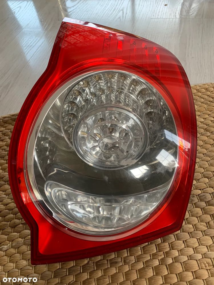 Lampa tylna lewa VW JETTA 1K5945095G - 6