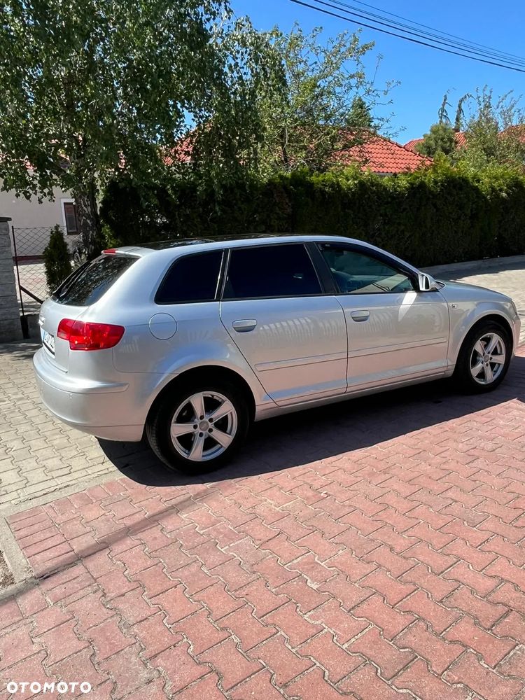 Audi A3 Sportback - 4