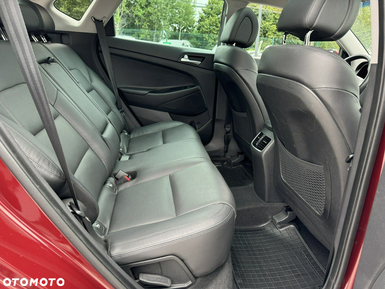 Hyundai Tucson 2.0 CRDI BlueDrive GO Plus 2WD - 33
