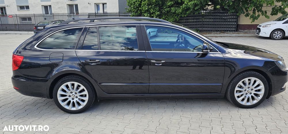 Skoda Superb 2.0 TDI DSG Exclusive - 7