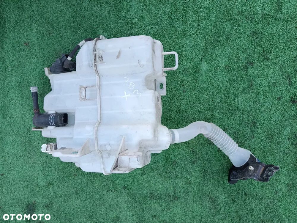 Mazda 3 BM Skyactive zbiorniczek spryskiwaczy xenon - 1